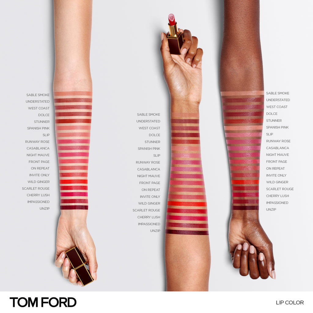 Runway Lip Color, 3.5 g, 16 Scarlet Rouge, 16, Model