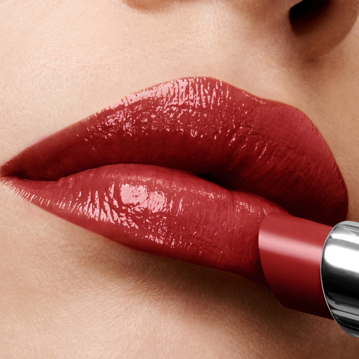Soleil Neige Ultra-Shine Lip Color, 3.3 g, 47 Solstice, 47, Model, light