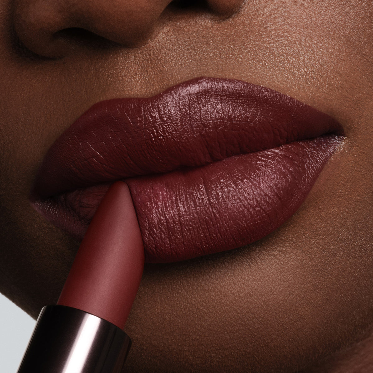 Fucking Fabulous Lip Color, 3.2 g, F10 Mocha, F10, Model, deep